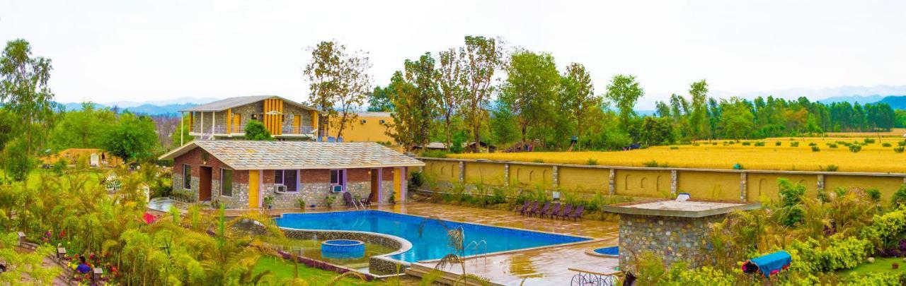 Tag Resorts The Banyan Retreat Рамнагар Экстерьер фото
